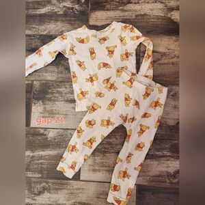 GAP Kids White Pajama Set with Pooh Print 2T